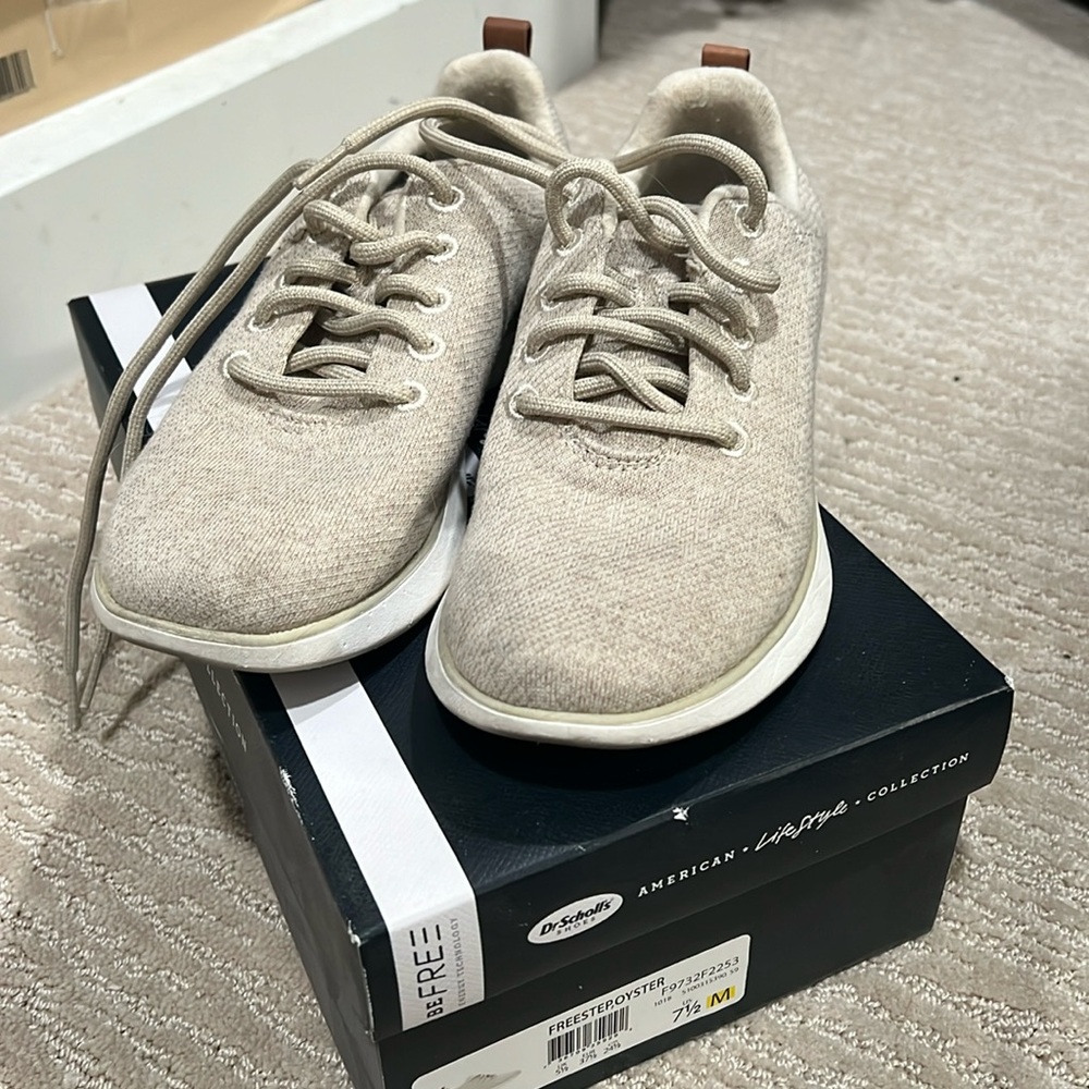 Dr. Scholl’s Freestep Sneaker 7.5